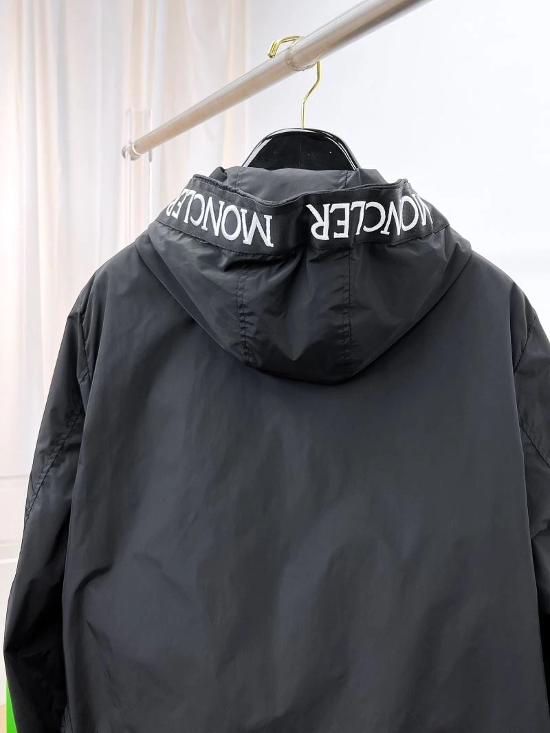 Moncler Outwear MultiPurpose 140228