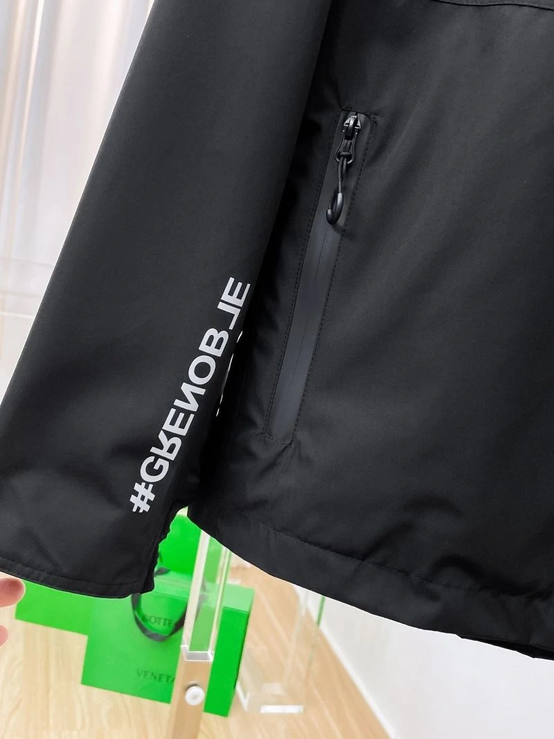 EasyMatch Moncler Outwear 140230