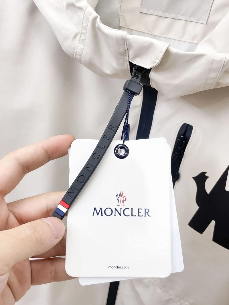 Moncler Outwear Premium 140229