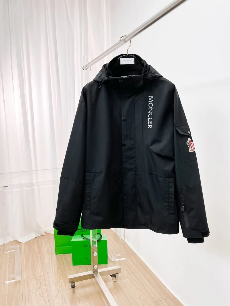 MoistureWicking Moncler Outwear 140227