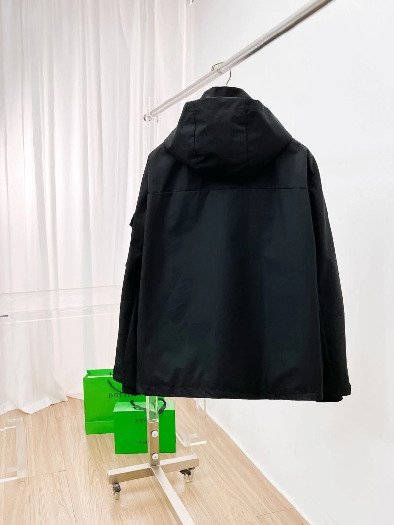 MoistureWicking Moncler Outwear 140227
