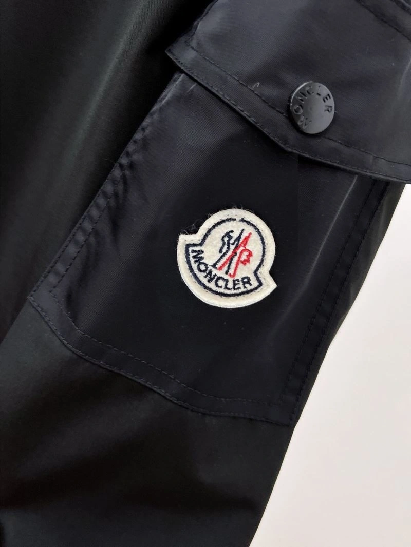 Moncler Outwear GoodFit 140222