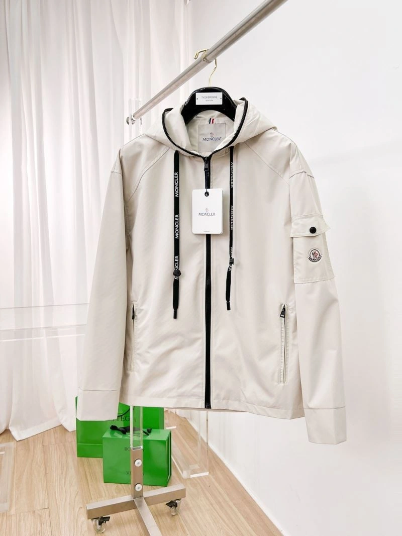 MoistureWicking Moncler Outwear 140219