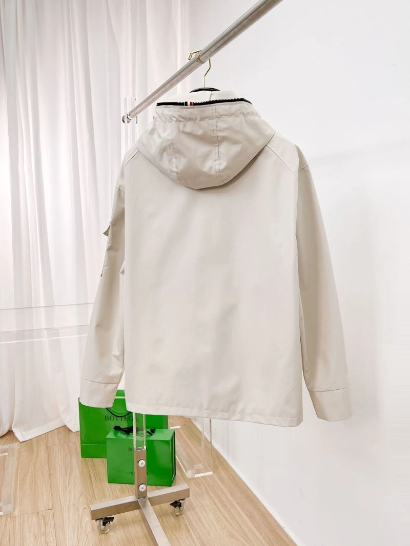 MoistureWicking Moncler Outwear 140219