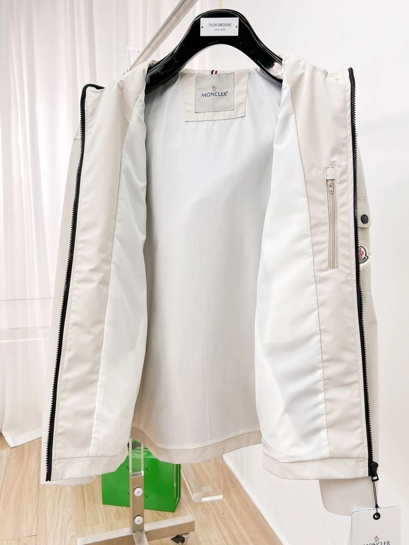 MoistureWicking Moncler Outwear 140219