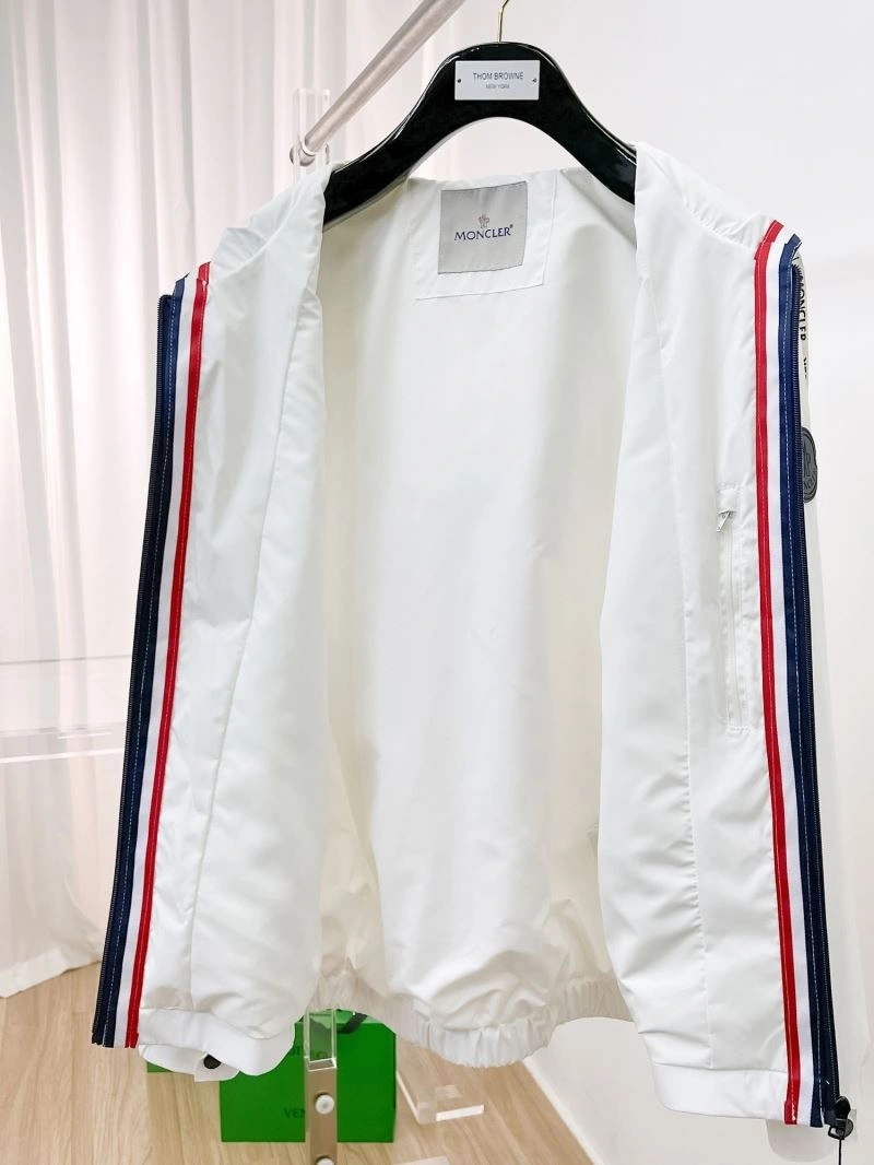 Moncler Outwear TimelessDesign 140211