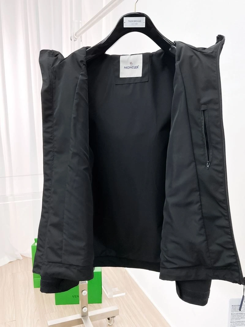 Moncler Outwear Affordable 140208