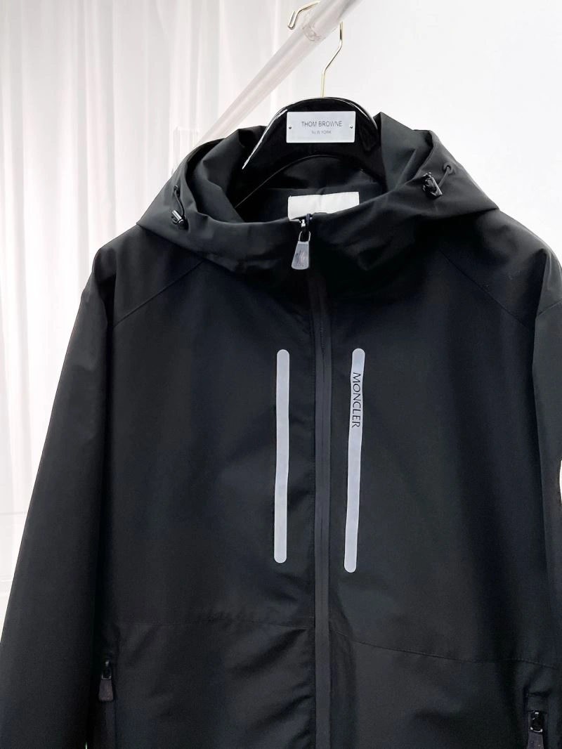 Moncler Outwear Affordable 140208