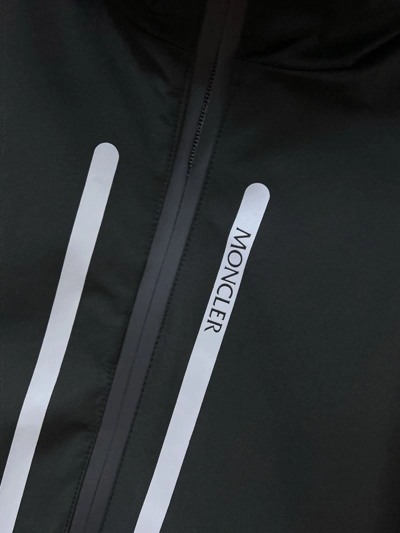 Moncler Outwear Affordable 140208