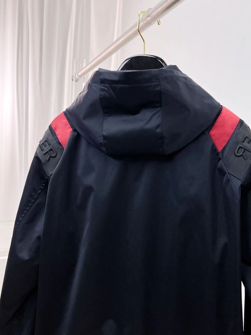 Moncler Outwear Attractive 140207