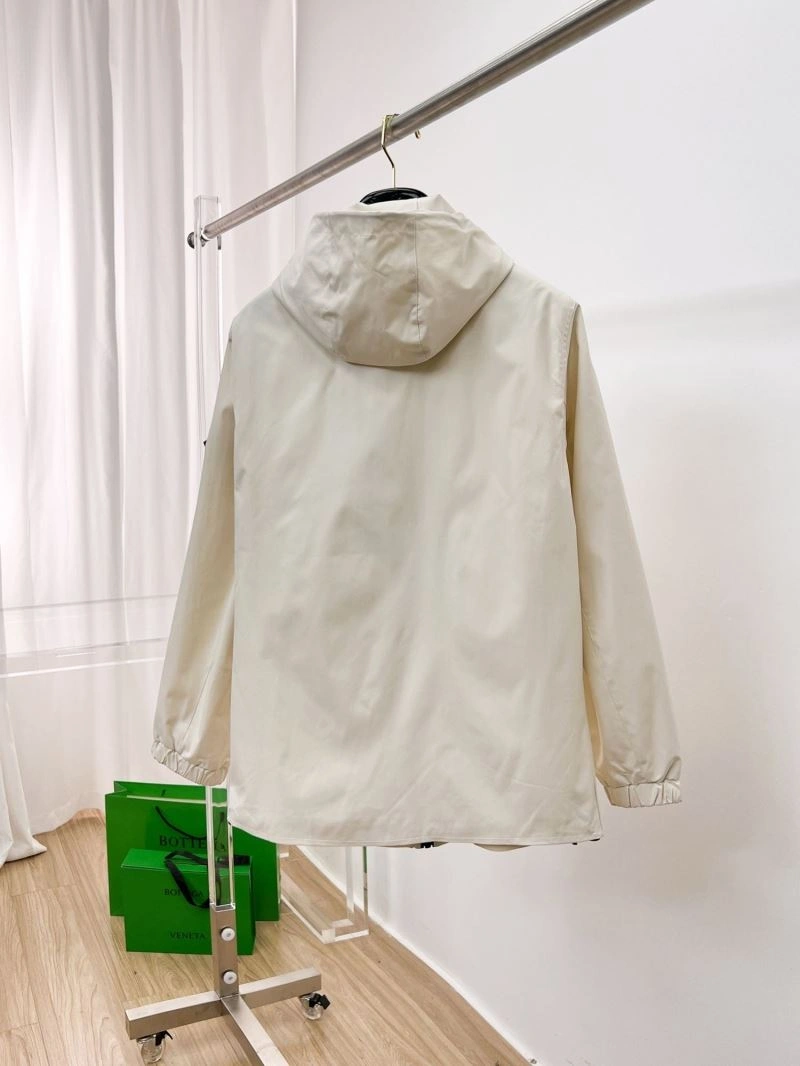 GoAnywhere Moncler Outwear 140221