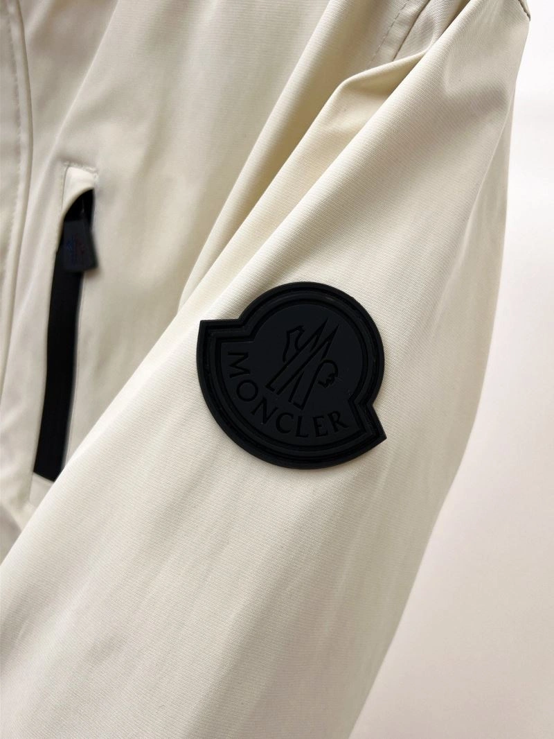 GoAnywhere Moncler Outwear 140221
