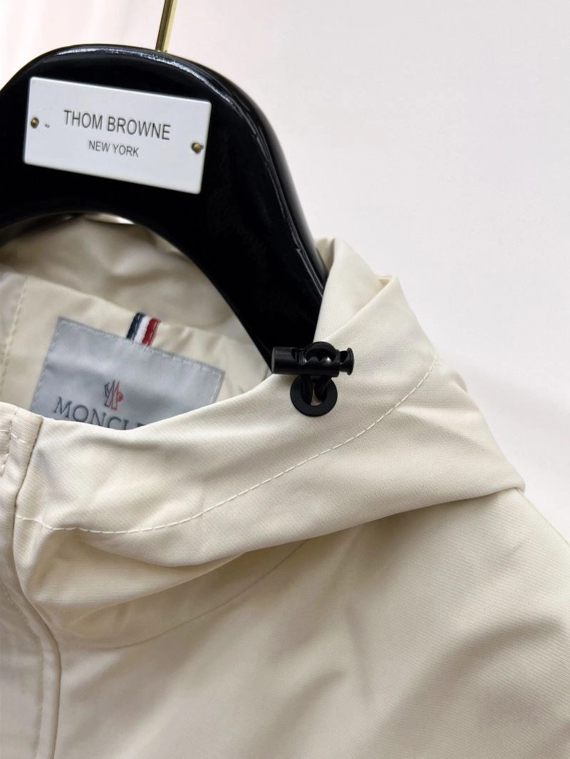 GoAnywhere Moncler Outwear 140221