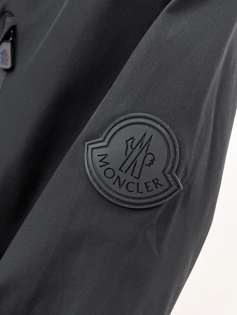 Thermal Moncler Outwear 140217