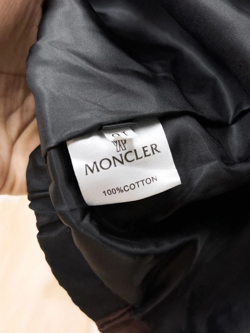 Moncler Outwear BestValue 140220