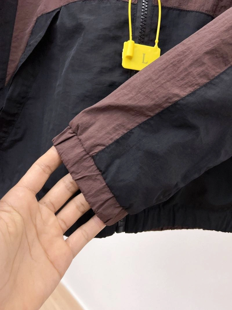 Moncler Outwear BestValue 140220