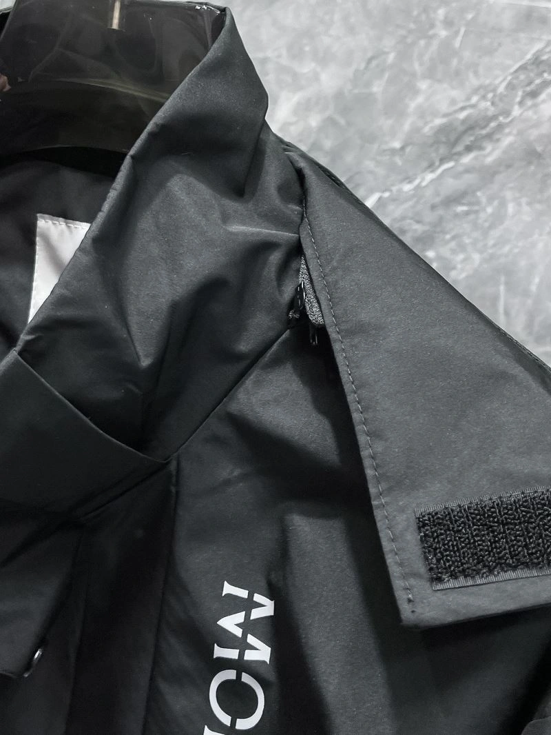 SmartChoice Moncler Outwear 140213