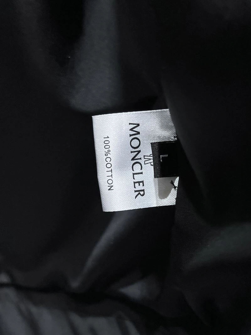 SmartChoice Moncler Outwear 140213