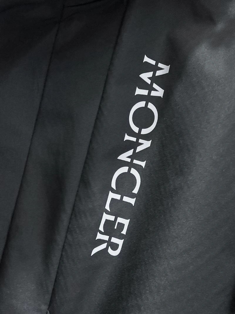 SmartChoice Moncler Outwear 140213