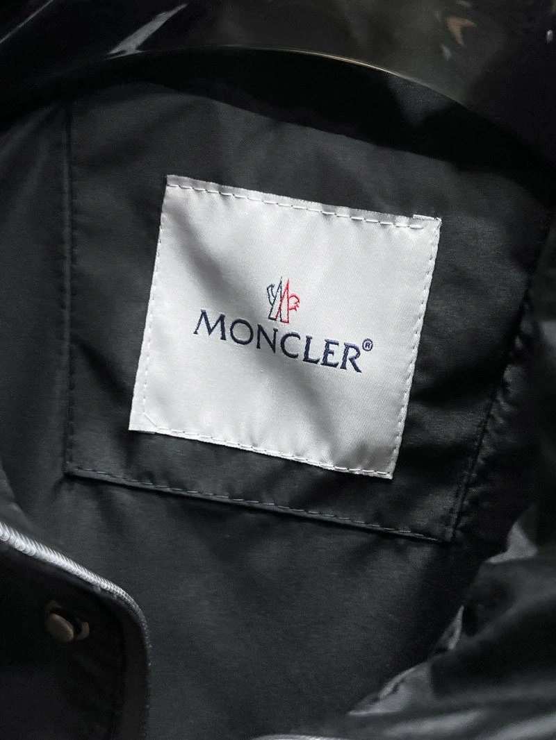 SmartChoice Moncler Outwear 140213