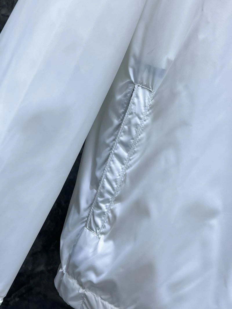 Moncler Outwear Soft 140218