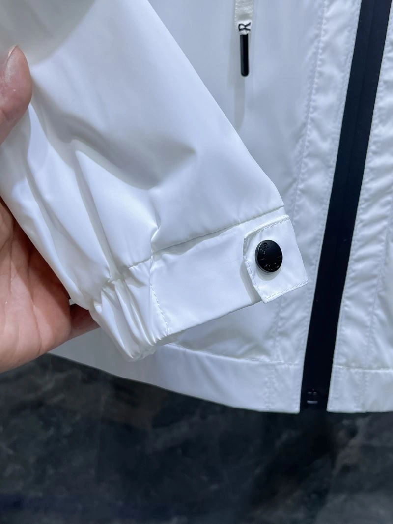 Moncler Outwear Soft 140218