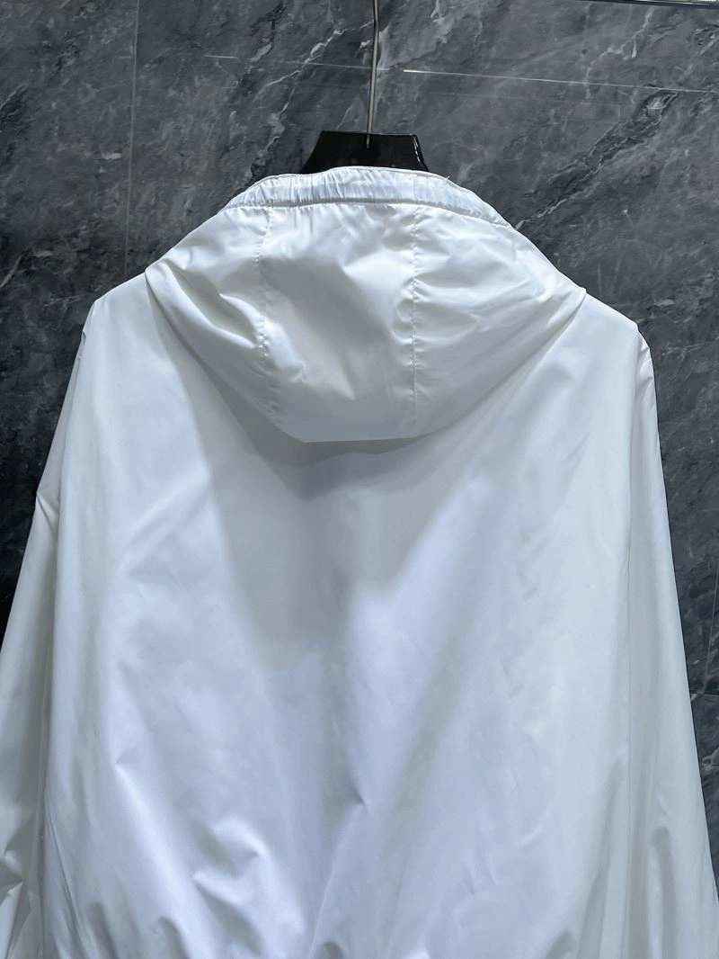 Moncler Outwear Soft 140218