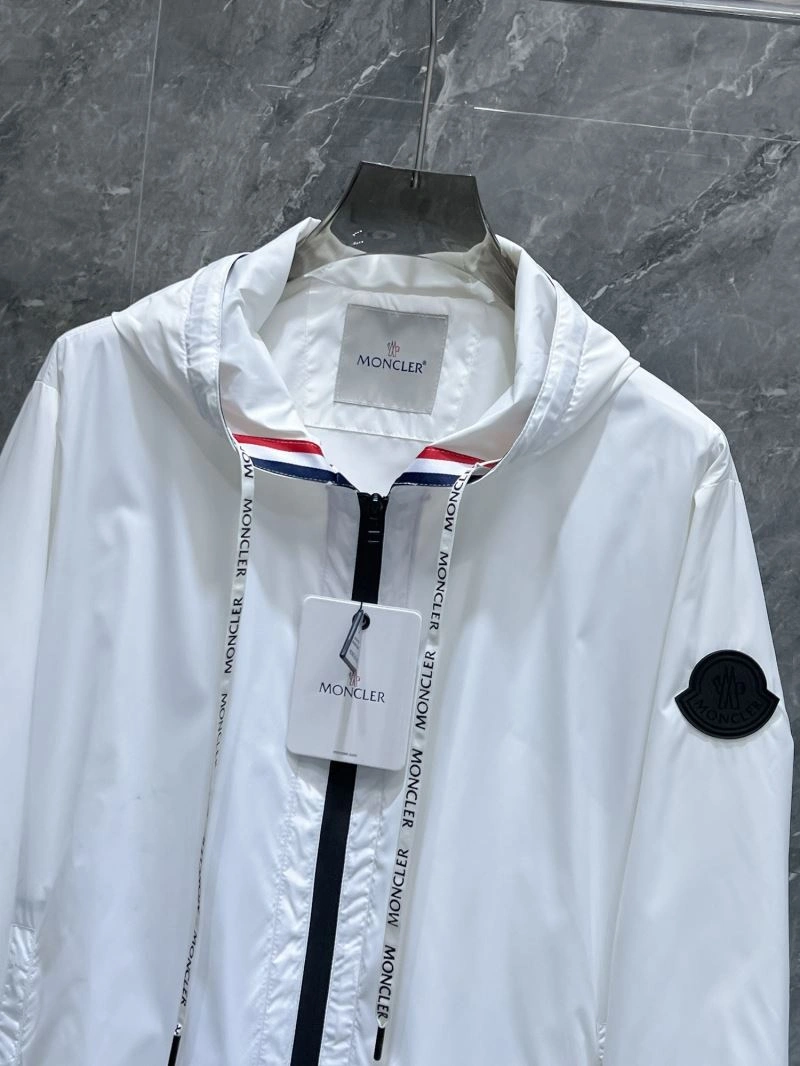 Moncler Outwear Soft 140218
