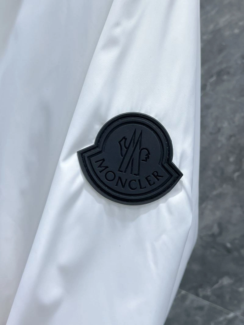 Moncler Outwear Soft 140218