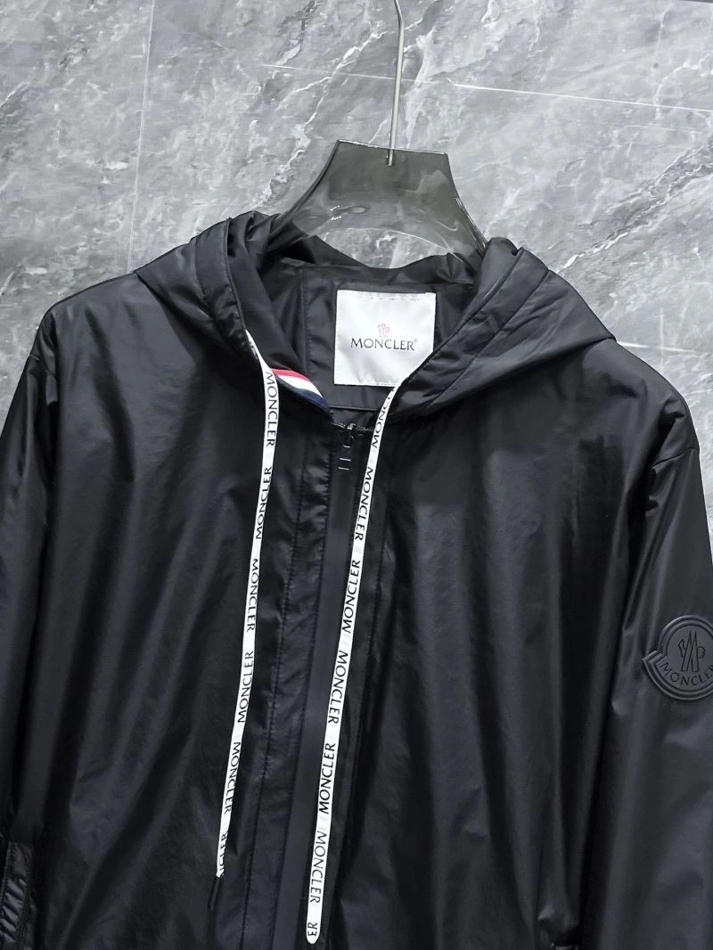 Moncler Outwear EyeCatching 140204