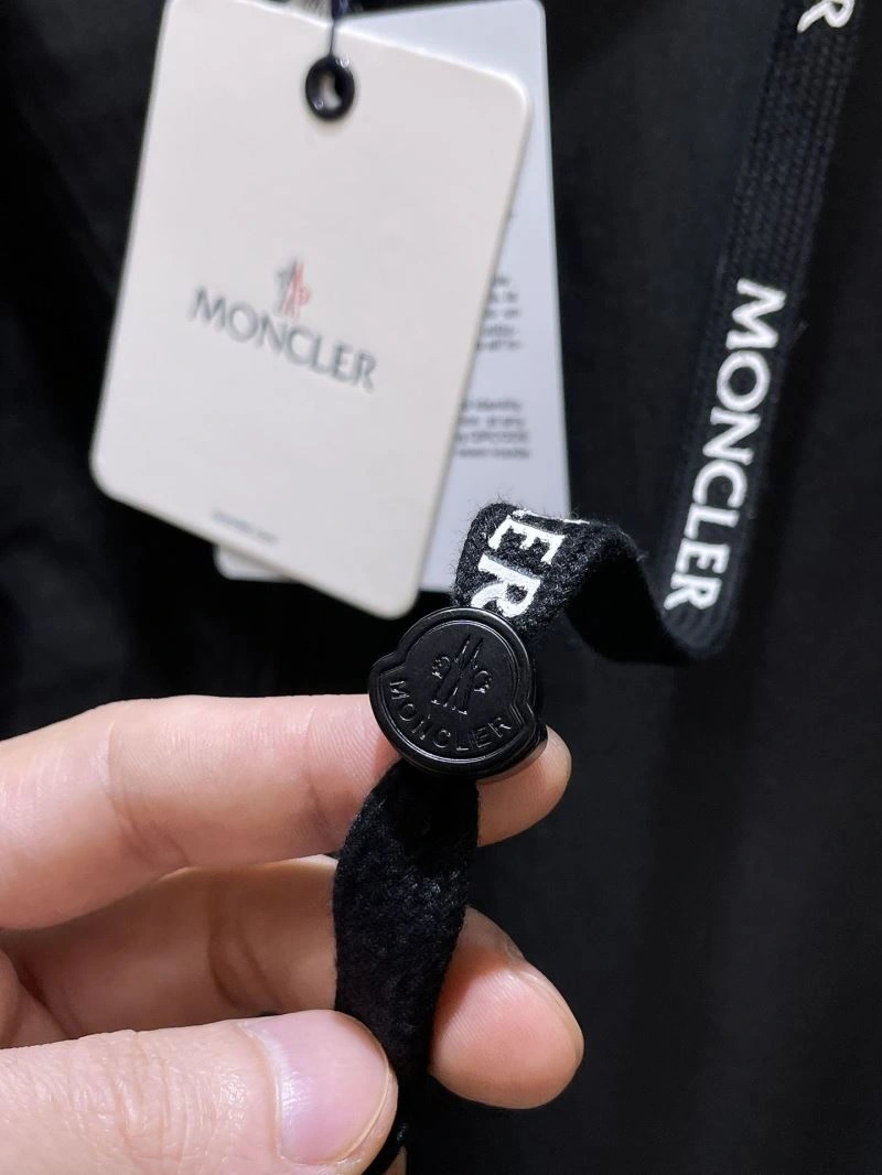 Affordable Moncler Outwear 140225