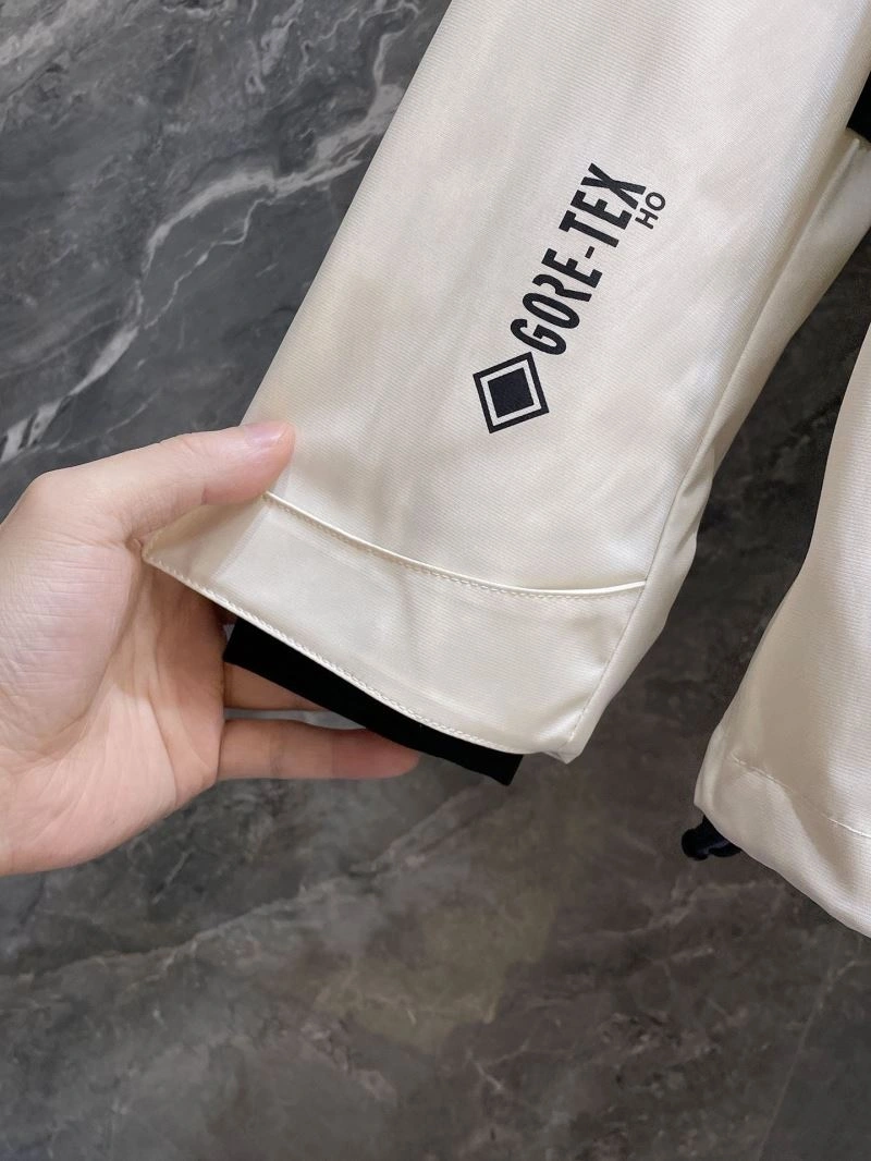 Unique Moncler Outwear 140215