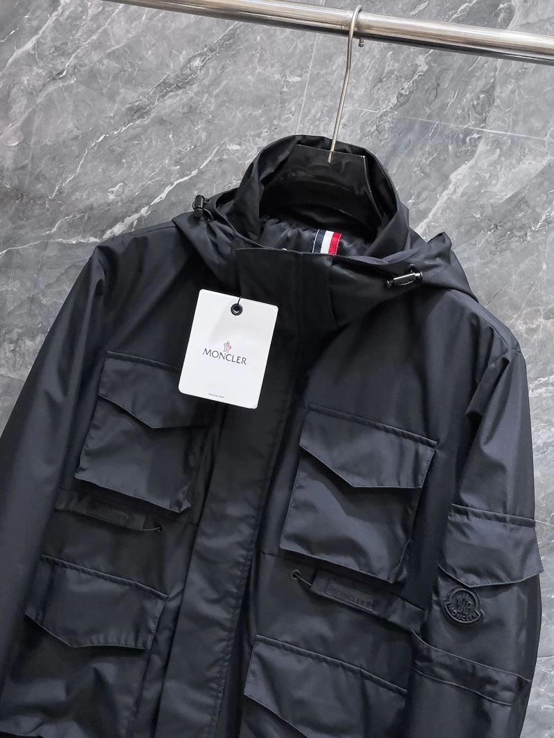 Functional Moncler Outwear 140201