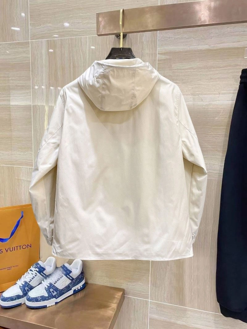 Snug Moncler Outwear 140199