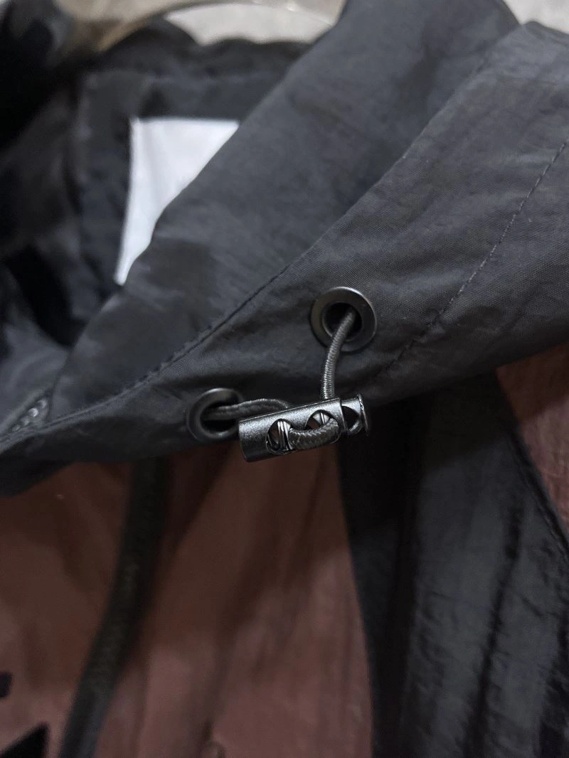 Moncler Outwear Colorful 140194