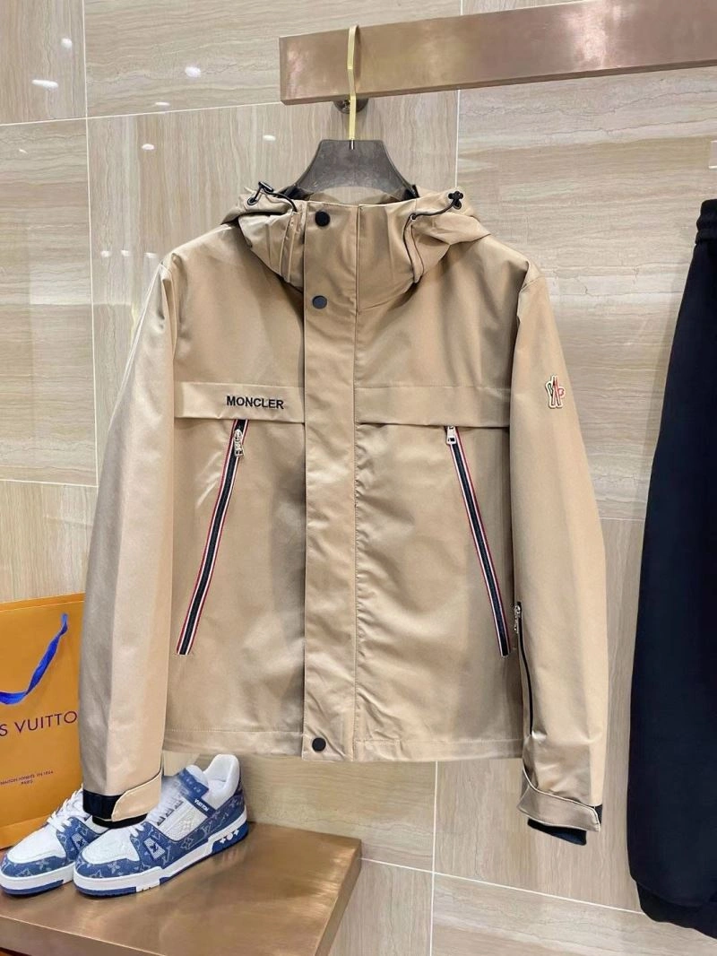 ZeroBulk Moncler Outwear 140188