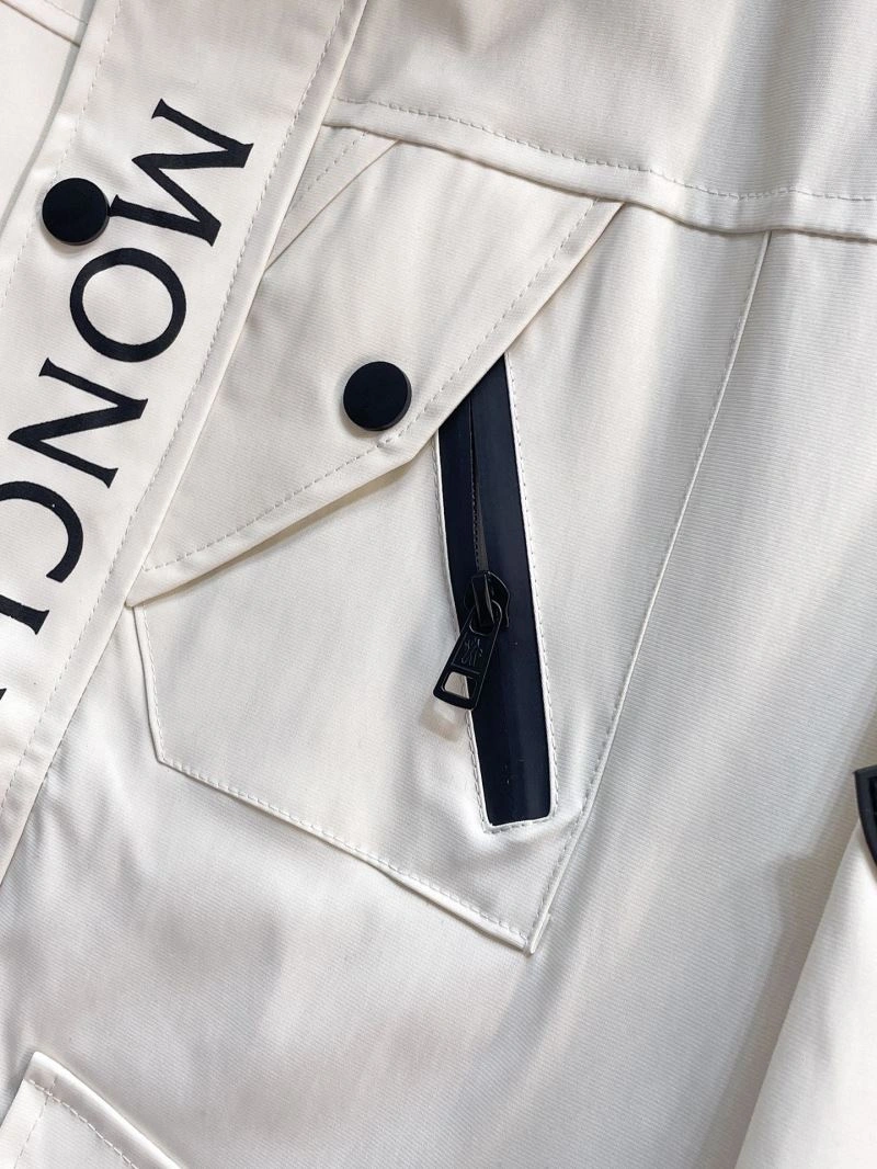 Moncler Outwear Bright 140192