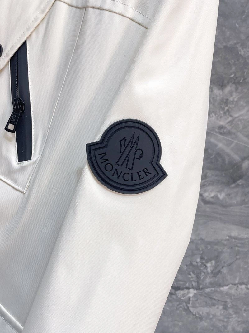 Moncler Outwear Bright 140192