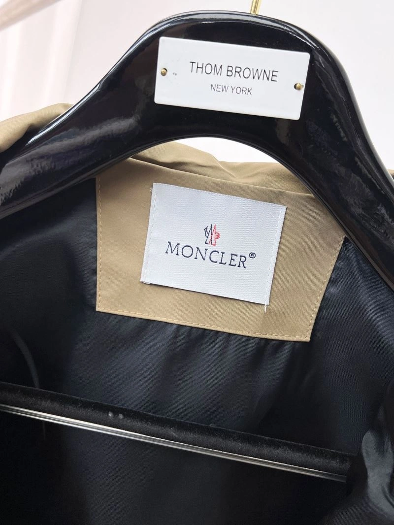 Moncler Outwear Casual 140187