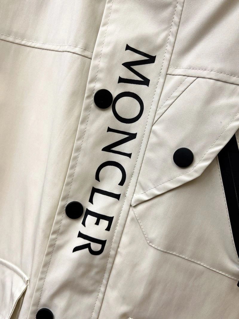 Moncler Outwear BestValue 140182