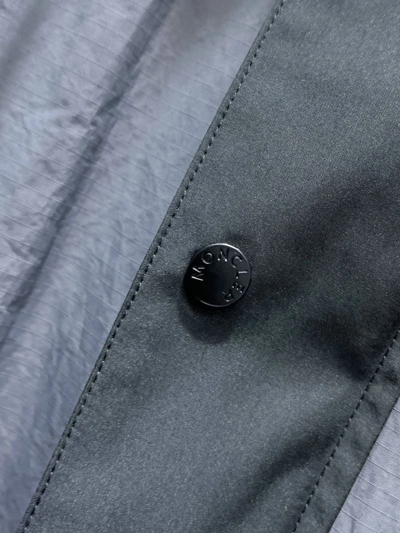 Moncler Outwear Packable 140181