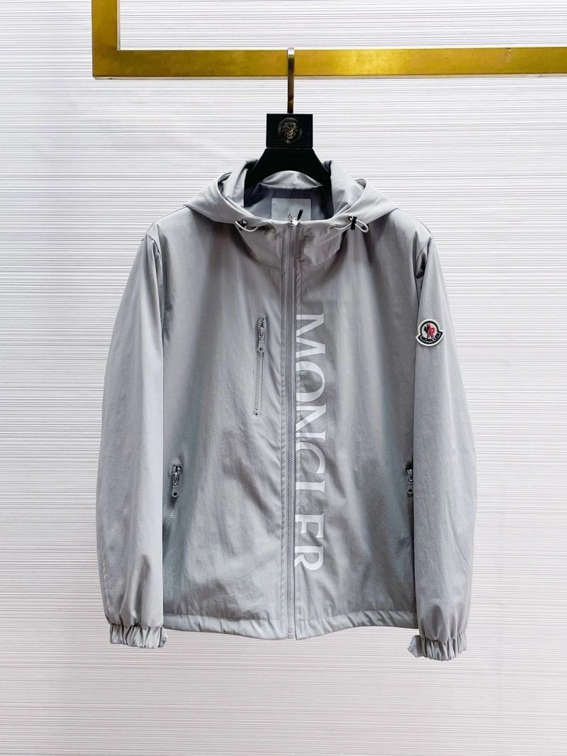 Moncler Outwear Unique 140180