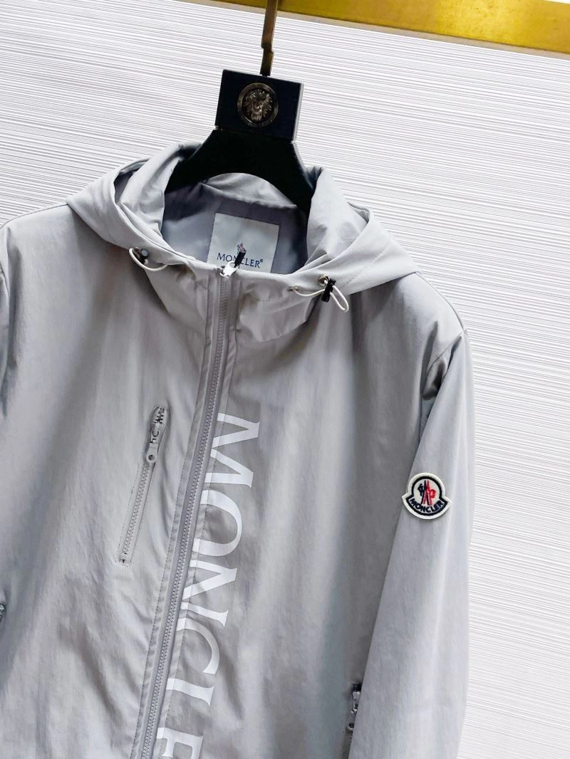 Moncler Outwear Unique 140180