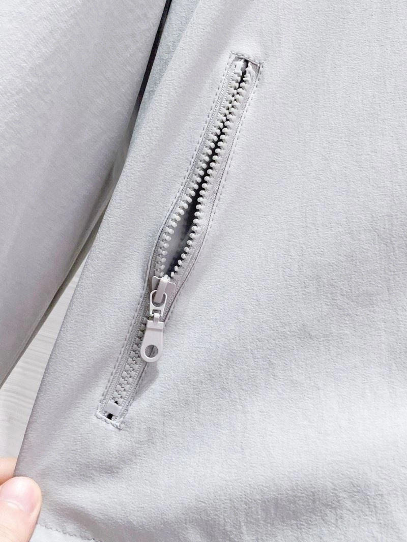 Moncler Outwear Unique 140180