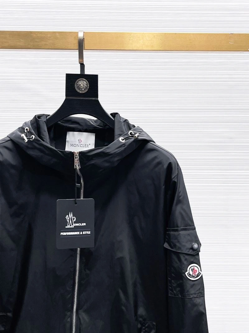 Timeless Moncler Outwear 140157