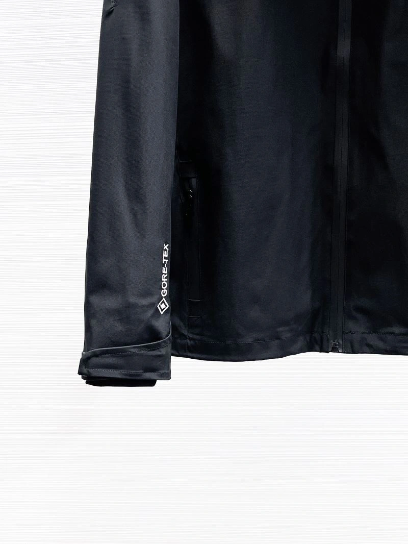 Moncler Outwear Trendy 140171
