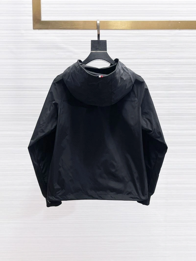 Moncler Outwear EasyCare 140159