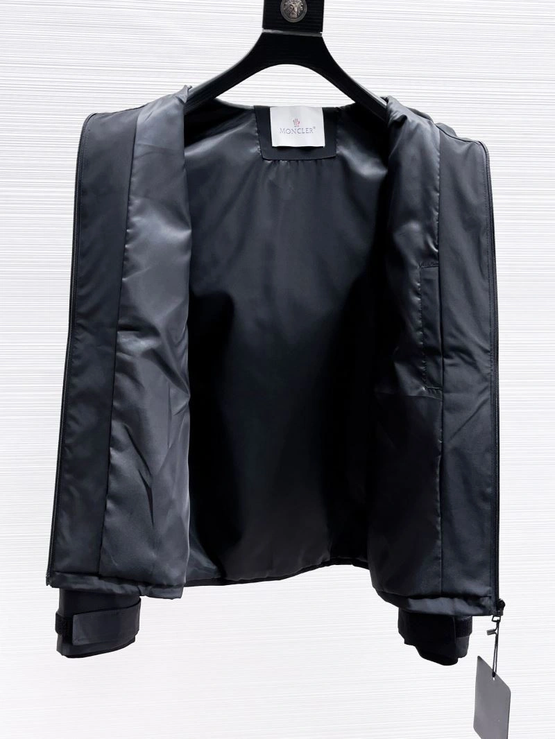 Packable Moncler Outwear 140168