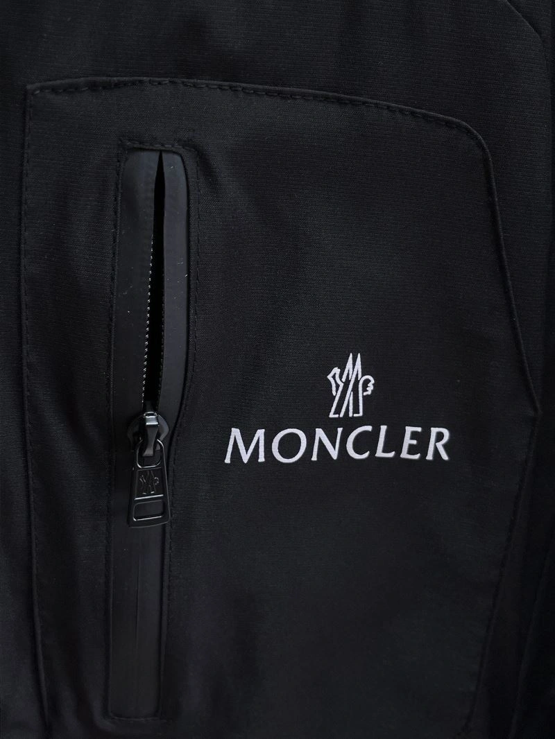 Packable Moncler Outwear 140168