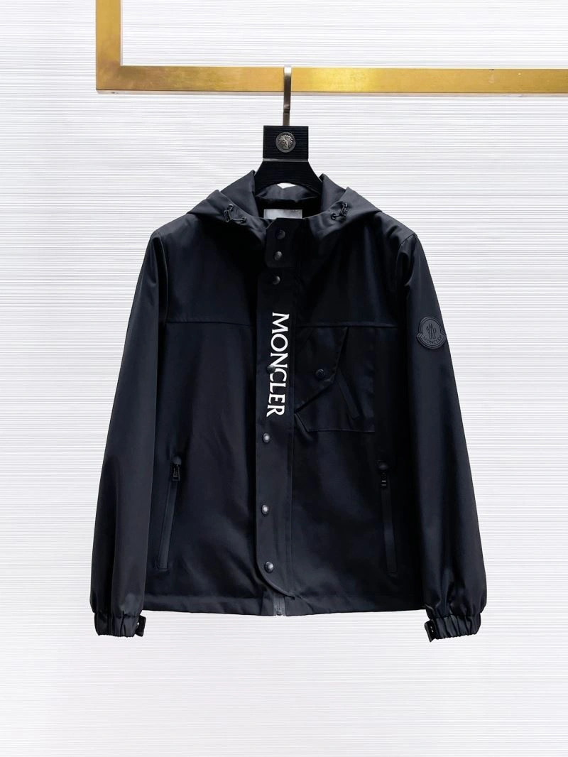 FreshLook Moncler Outwear 140161